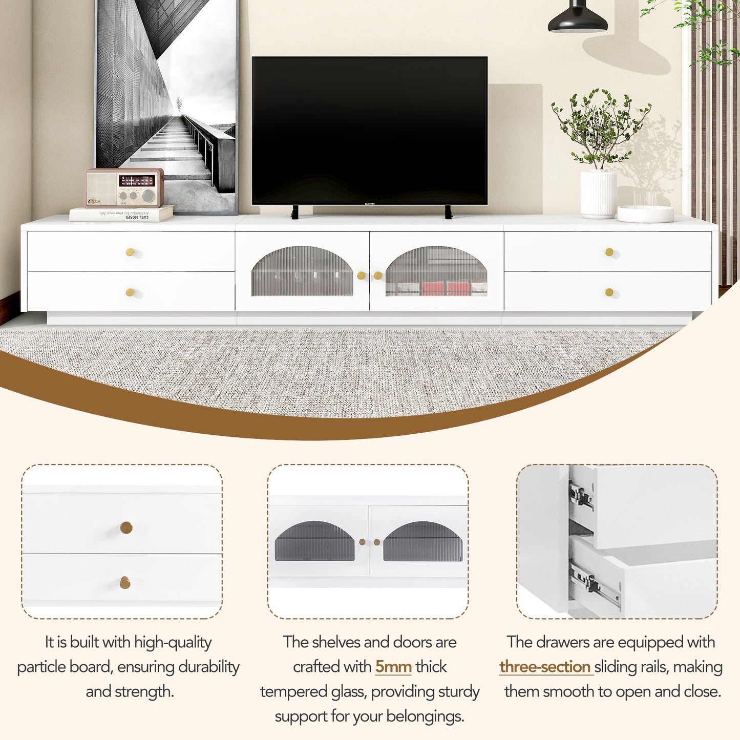 ON-TREND Meuble TV luxueux avec portes en verre cannelé, console multimédia élégante et fonctionnelle pour téléviseurs jusqu'à 95", meuble TV avec étagère en verre trempé avec plusieurs options de rangement, blanc