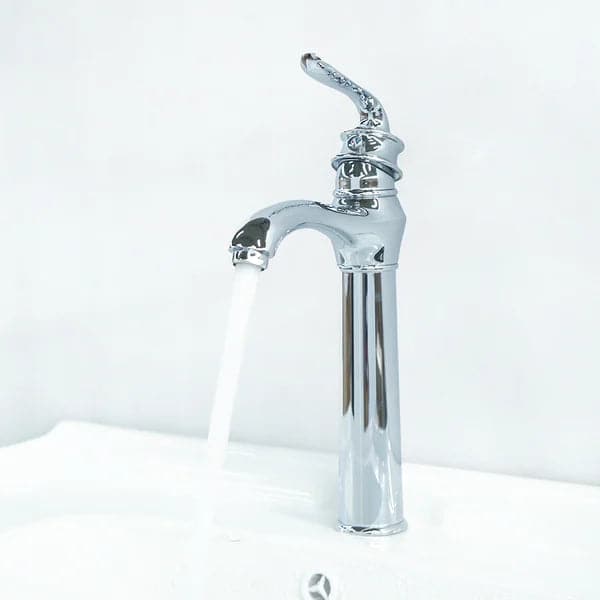 Robinet de lavabo de salle de bain monotrou moderne à poignée unique en chrome poli